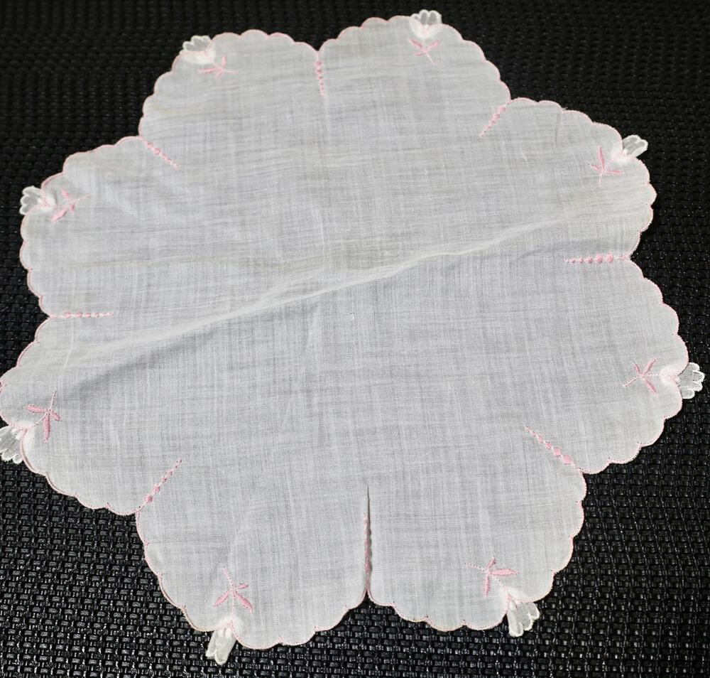 Vintage Scalloped Doily White Floral Pink Embroidered 10 in Cotton